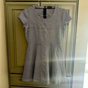 Large Kate spade causal dress in great condition